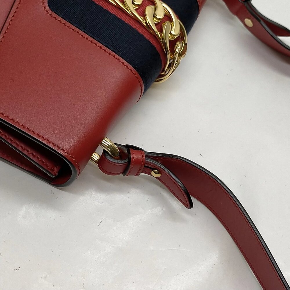 Authentic Gucci Sherry Line Red Leather Shoulder Bag mn684-112625 - Picture 9 of 16